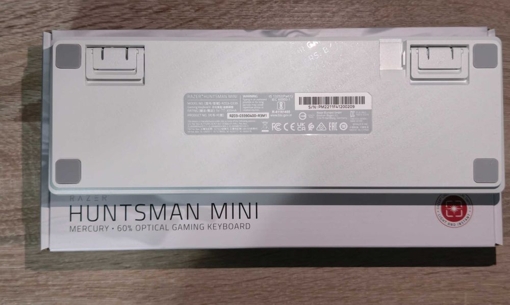 Razer Huntsman Mini 60% Optical Red Switch Biała