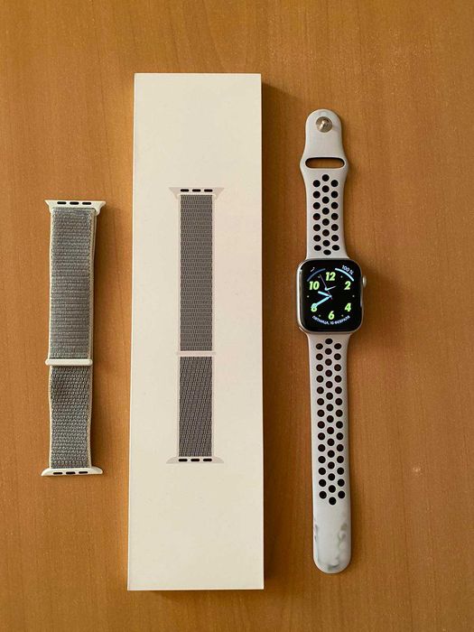 apple watch 4 44 nike - купити телефони та аксесуари - Ціна на OLX.ua
