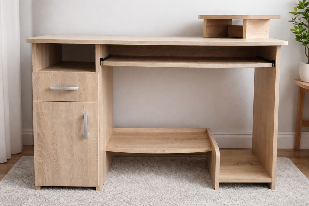 Biurko jasne stan bardzo dobry