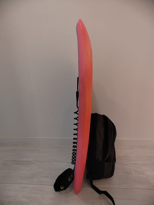 Bodyboard BZ Rail Drive com stringer + leash, 41" - estado impecável