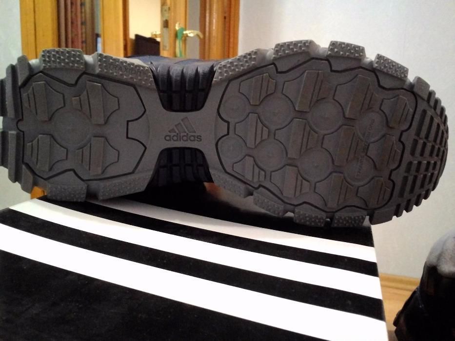 Осенне-зимние непромокаемые кросовки на утеплителе-Adidas cw oscillate