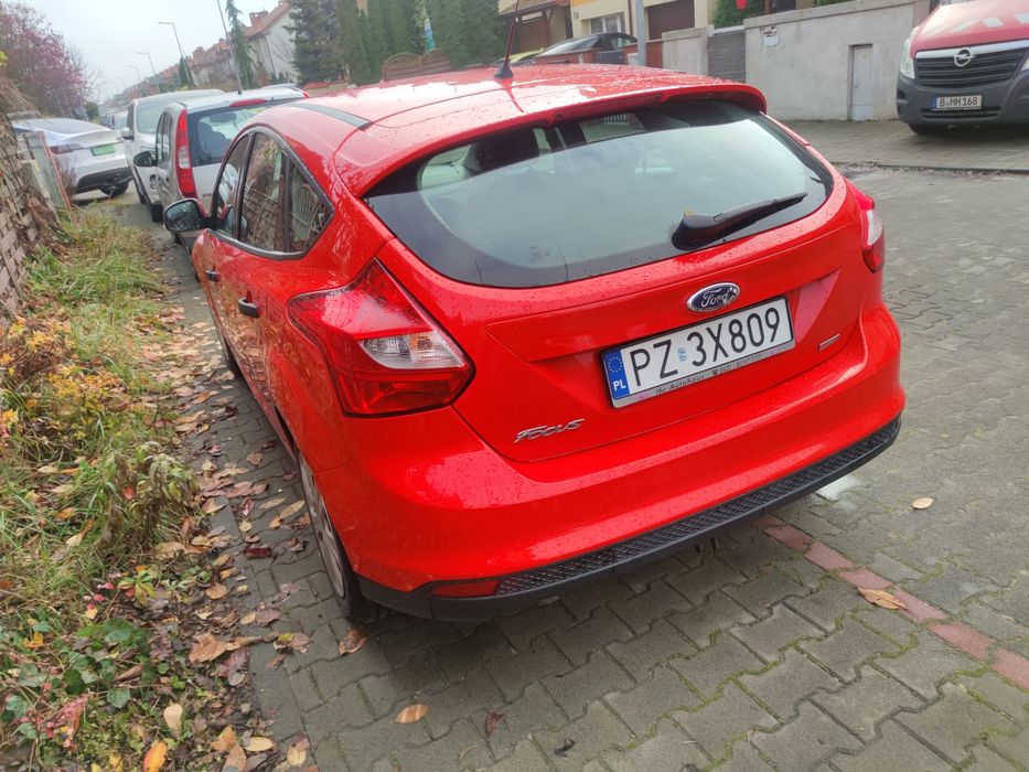 Ford Focus sedan 2014 r.
