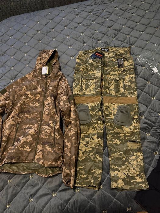 Комплект військового одягу штани+ куртка(вітровка)
