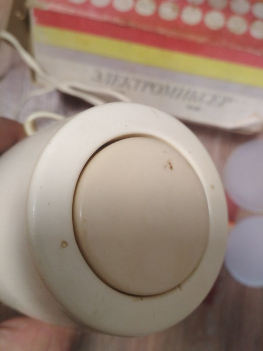 Электро миксер Элита.