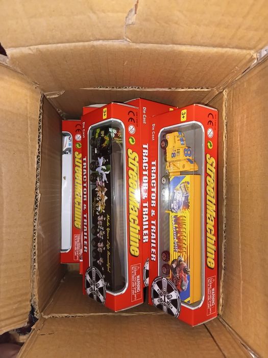 Машинки 24шт металеві фури: 2 800 грн. - Машинки Кременчуг на Olx