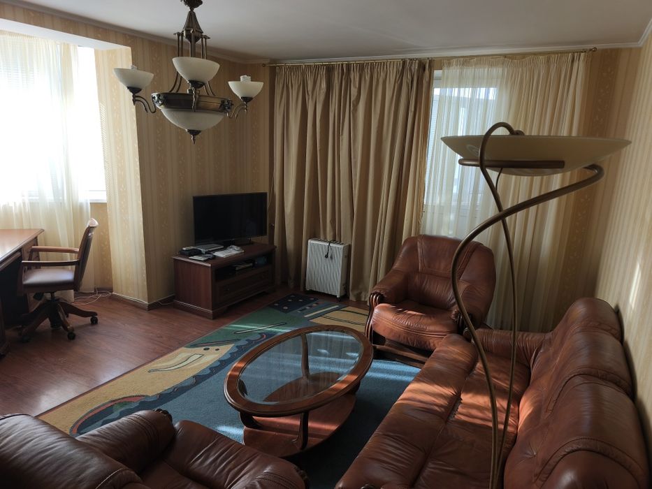 Продам 2к.кв. М.Лівобережна, вул. Шептицького,12