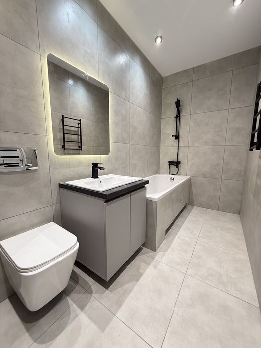 Таунхаус з новим дизайнерським ремонтом — заїжджай та живи