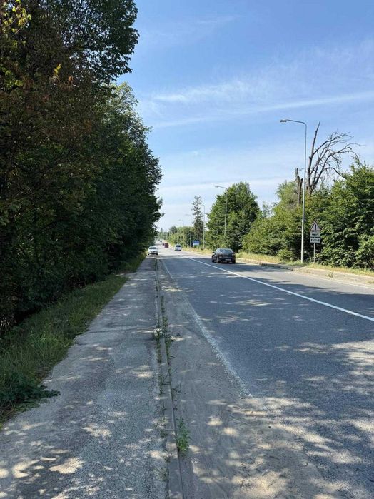 Земельна ділянка біля Львова у с.Липники