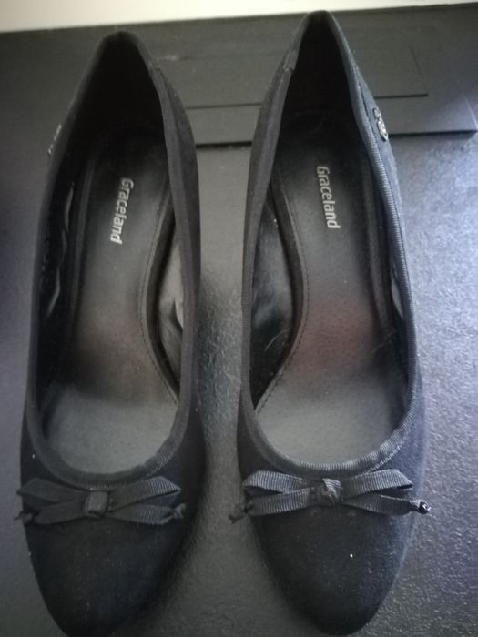 Buty czarne, materiałowe