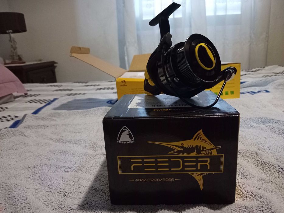 Hishark 4000 Feeder Portes gratis!
