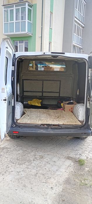 Опель віваро довга база