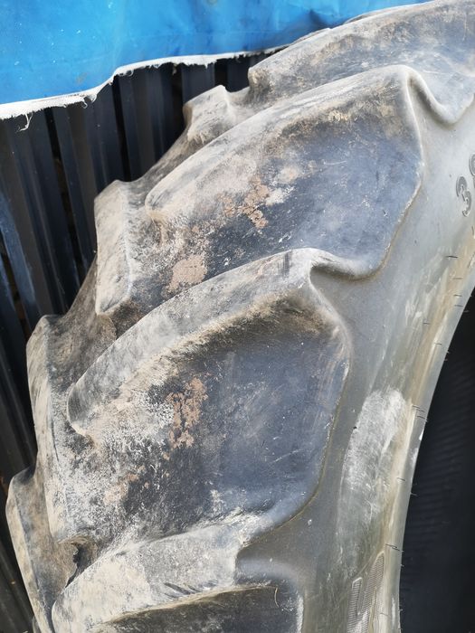 Opona 380/85R28 mitas radial