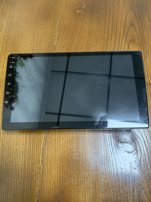 Автомагнітола