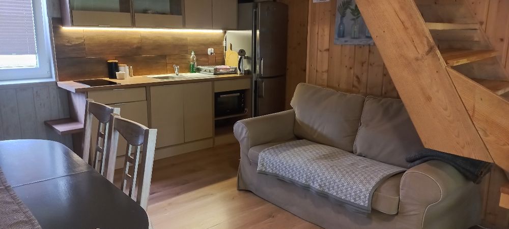 Domek nad samą rzeczką i stawem z sauną i jacuzzi