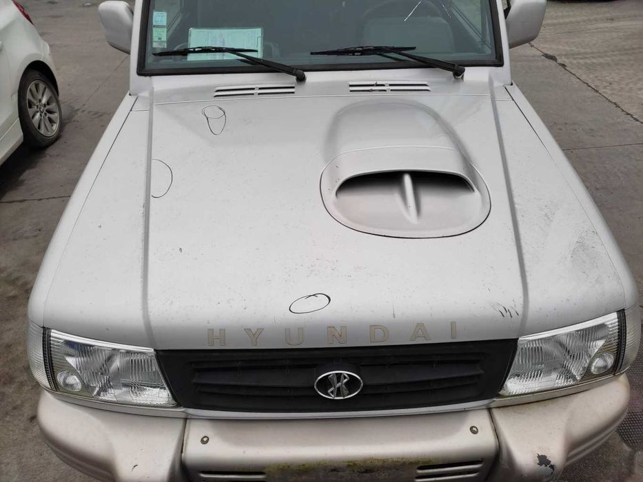 Capo Hyundai Galloper 1999 sem entrada de ar