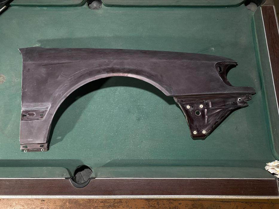 Крыло переднее правое audi a6 c4 audi 100 ОРИГИНАЛ germany