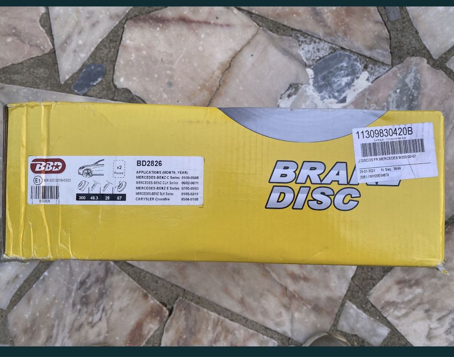 Discos Ventilados Novos (frente) Mercedes  C, CLK, E