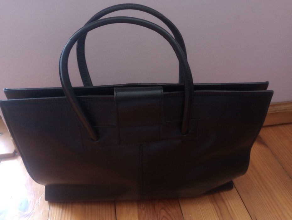 Czarna włoska aktówka, format A4, bardzo dobry stan