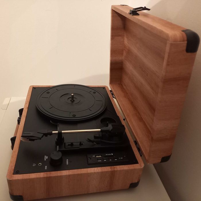 Gira Discos mala Create