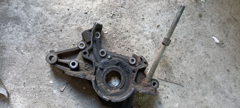 Запчасти двигуна mazda 323f ba 1.5