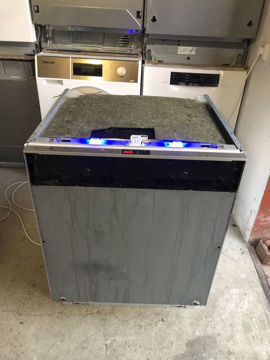 Посудомийна машина для монтування Siemens