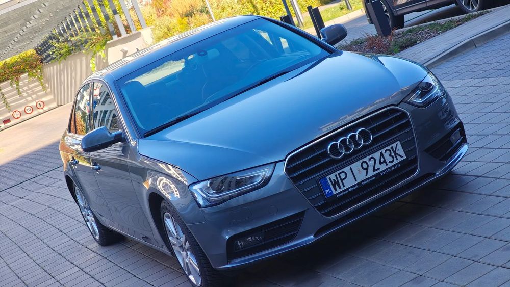 Audi A4 Limousine Audi a4 B8 1.8 benzyna super stan.