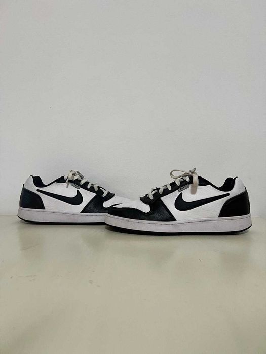 Ténis Nike Ebernon
