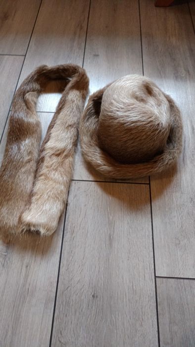 Czapka kapelusz z nutrii z szalikiem