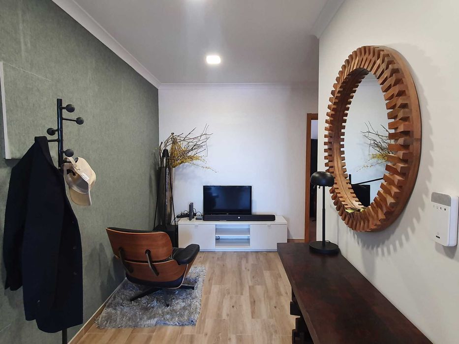 Quarto em Laranjeiro (Praça da Portela)