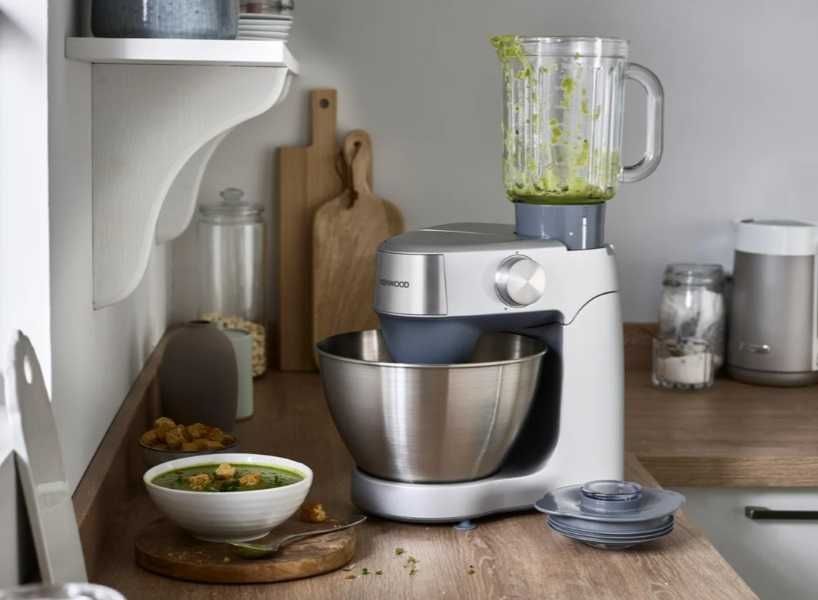 Vendo Robot de cozinha Kenwood Novo -215 Euros