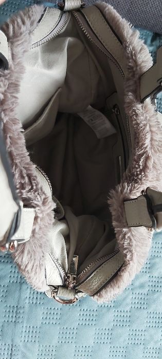 Szara miękka torba ze sztucznego futerka orsay