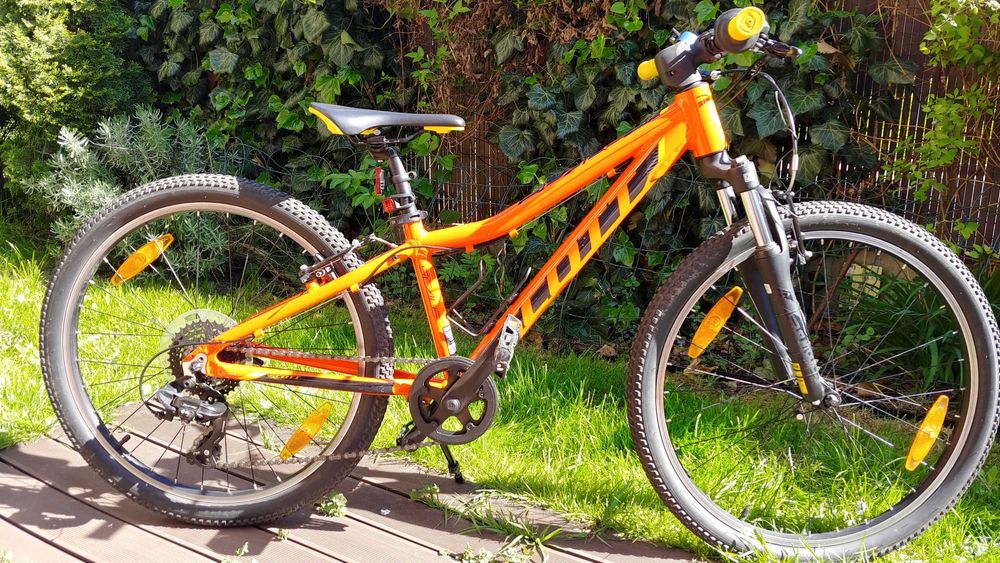 Scott Scale JR 24