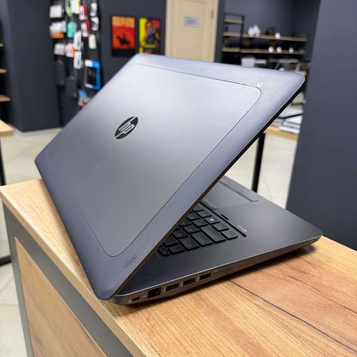 Ноутбук HP ZBook G3 - 17.3" FHD IPS/i7 6700HQ/Quadro M1000M 2 GB/16 GB