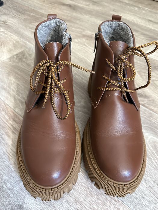 Чоботи, шкіра, ботинки з хутром , 40 розмір, 26 см довжина устілки