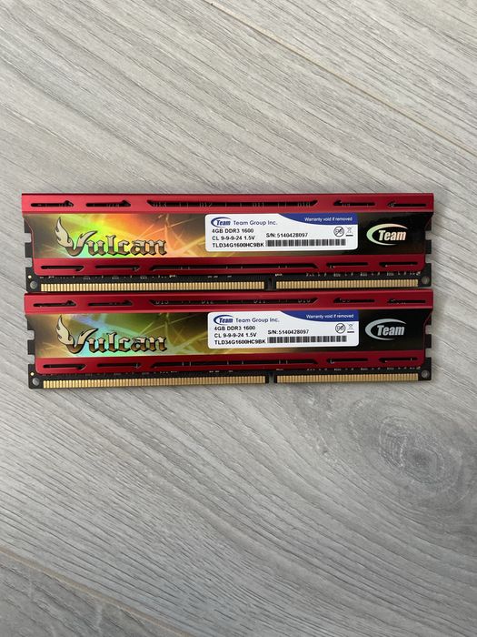 Модуль памяти DDR3 x2 4GB 1600 MHz Team Vulcan Orange