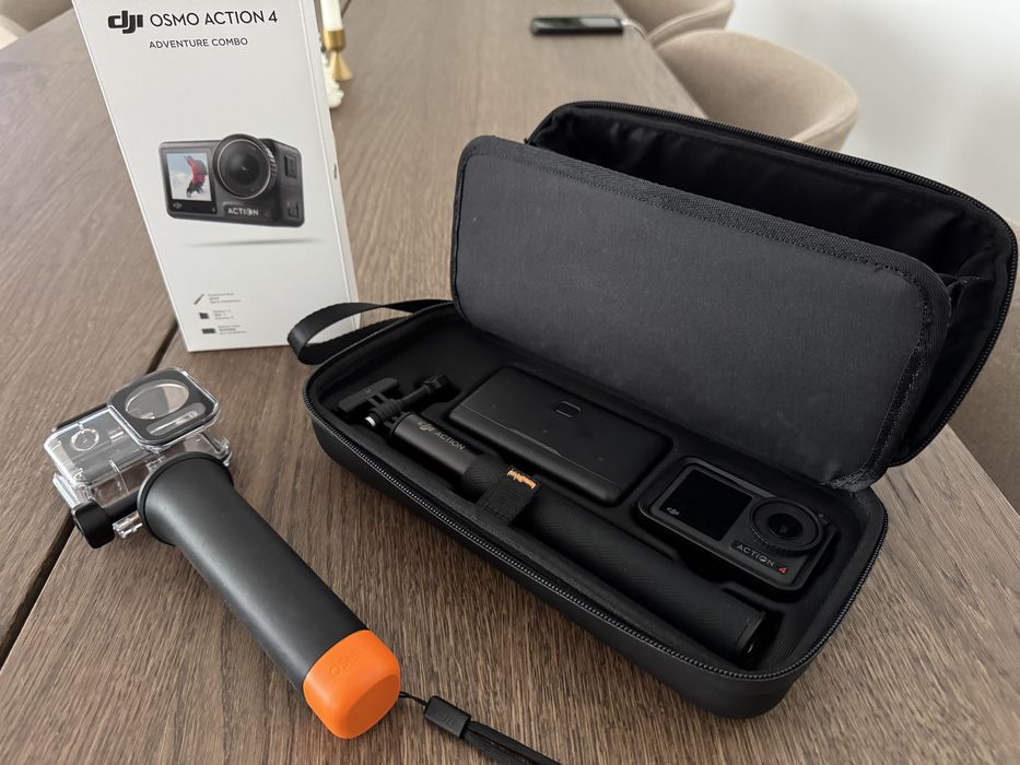 Dji Action 4 adventure combo
