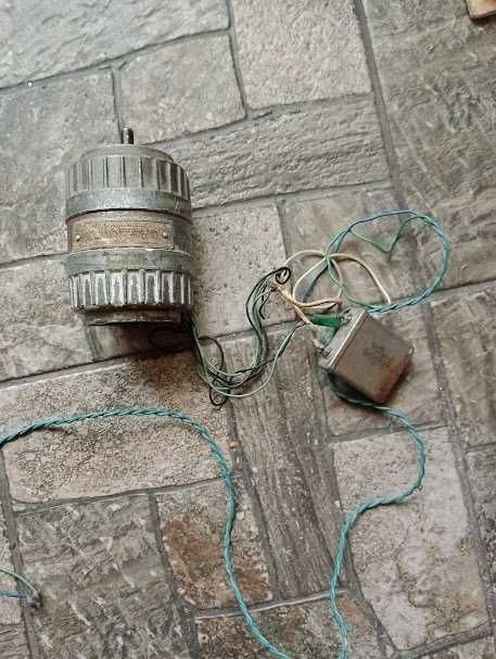 Электродвигатель АВ 041-4М 1300об/мин 220/380v 16w