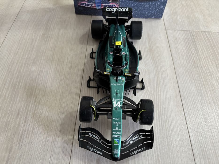 Miniatura formula 1 escala 1/18 Aston Martin