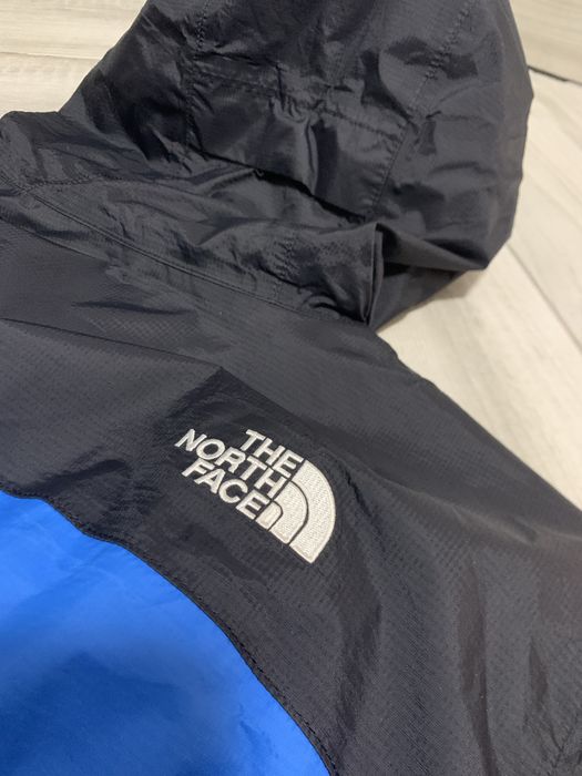 Вітровка the north face