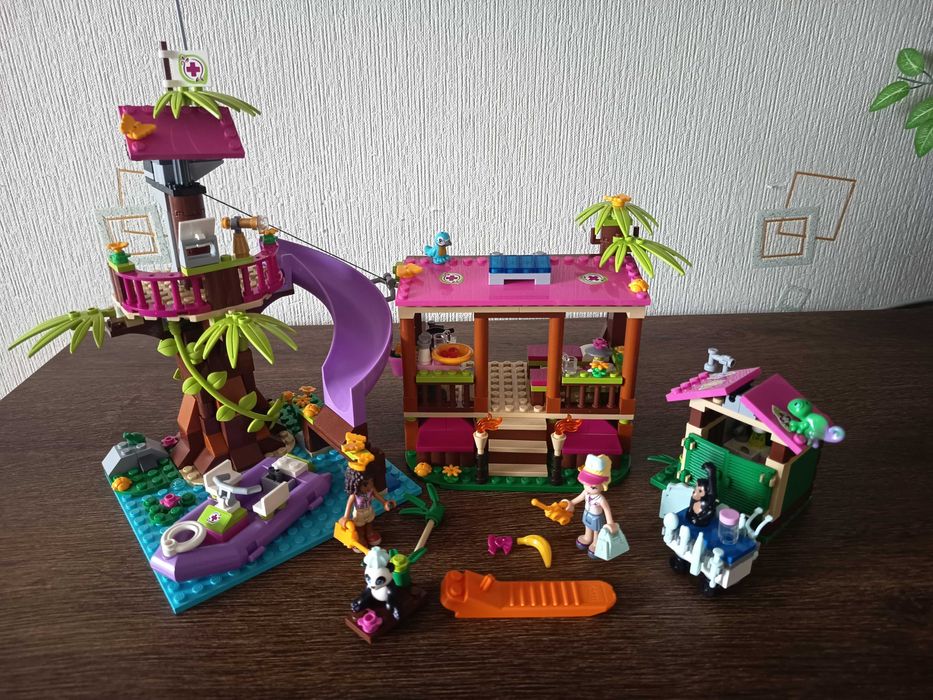 Б/В Конструктор Lego Friends
