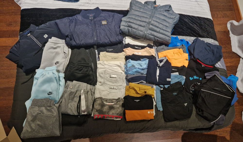Roupa de menino 9-10 anos (venda por caixote)