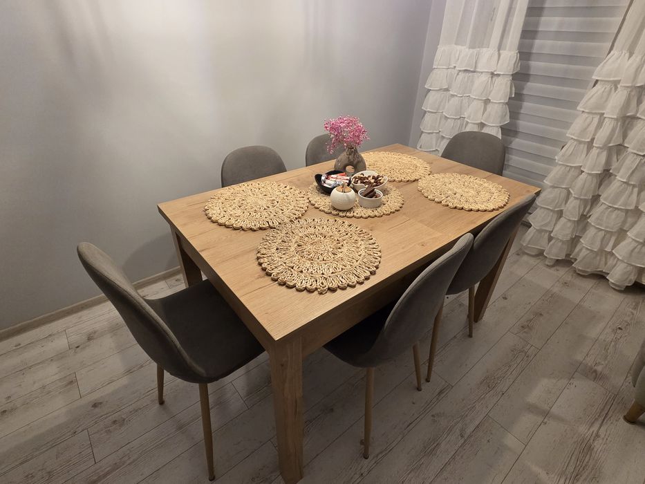 Salon, meble, stół, krzesła, narożnik, sofa, kanapa - MEBLE SALON