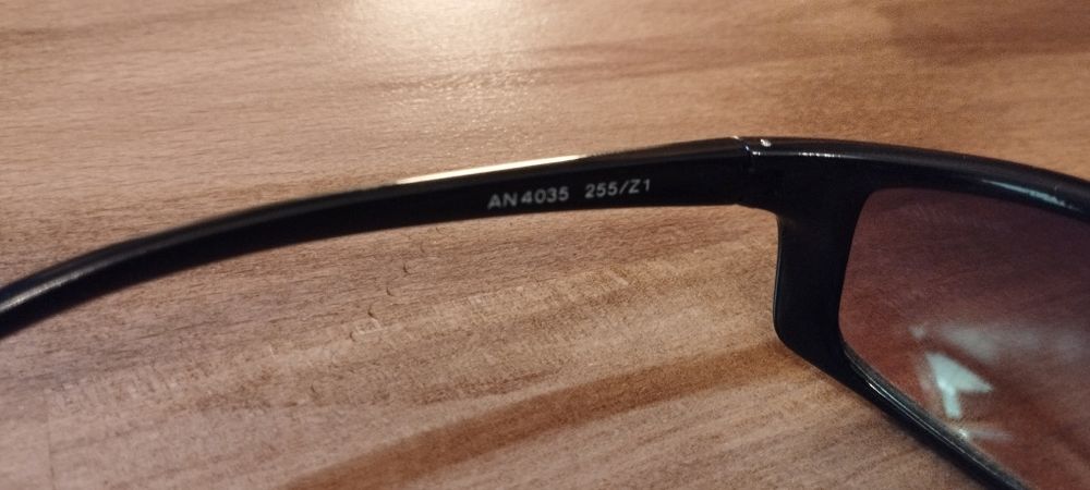 Óculos de sol Arnette