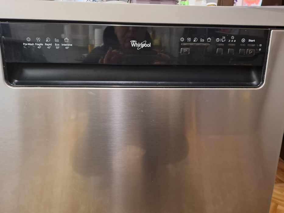 Посудомийка Whirlpool