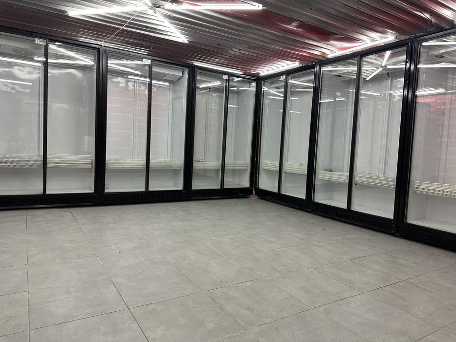 Холодильна вітрина.Шафа Витрина холодильная Шкаф Вітрини Холодильник