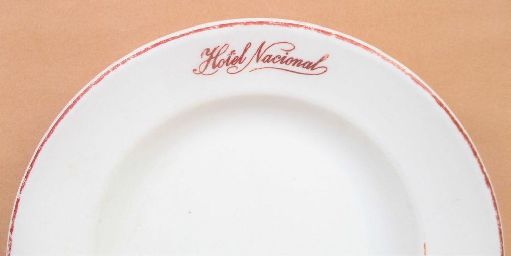 Antigo prato "Hotel Nacional" produção Empreza Electro Cerâmica