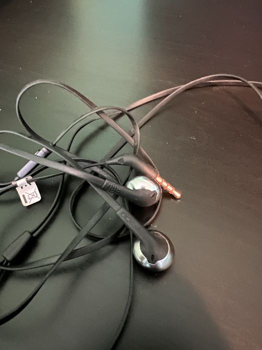 Auriculares JBL jack 3.5mm