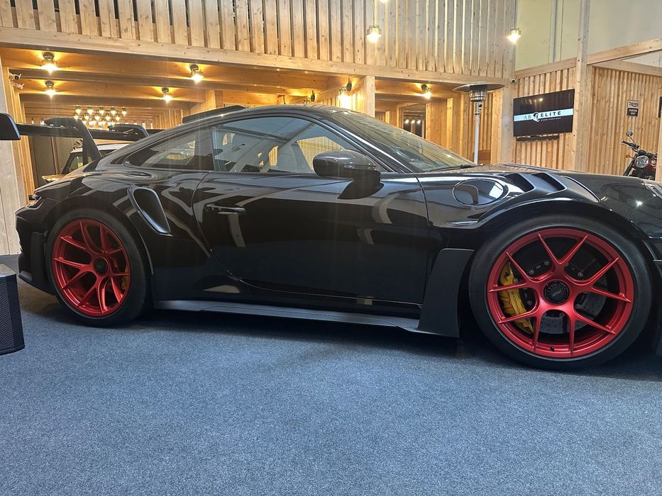 Porsche 911 (992) GT3 RS