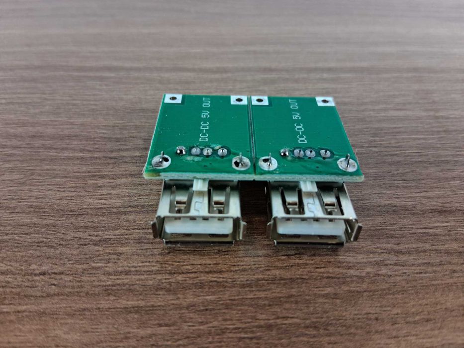 Y092 Moduł Przetwornica DC-DC 2.0-5V Na 5V USB (2 Sztuki)