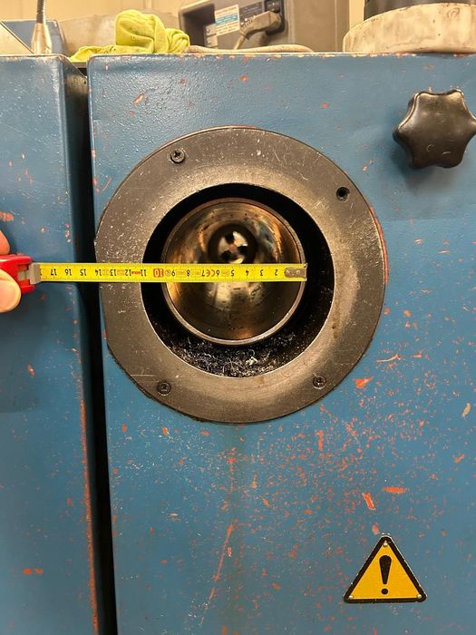 Tokarka TUR 560 Przelot 105mm 2002rok Export odczyt okular EXPORT